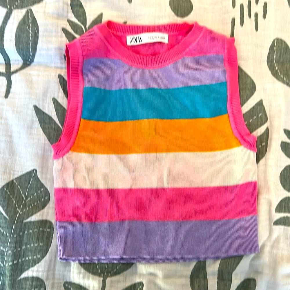 ZARA Top Sleeveless Crop Bodycon Fit - Sz Small/US 2